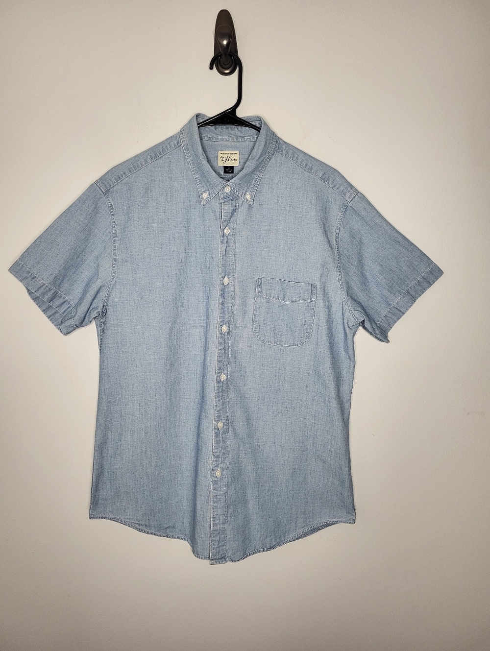 J.Crew Light Blue Chambray Short Sleeve Button Down Shirt Men’s Large